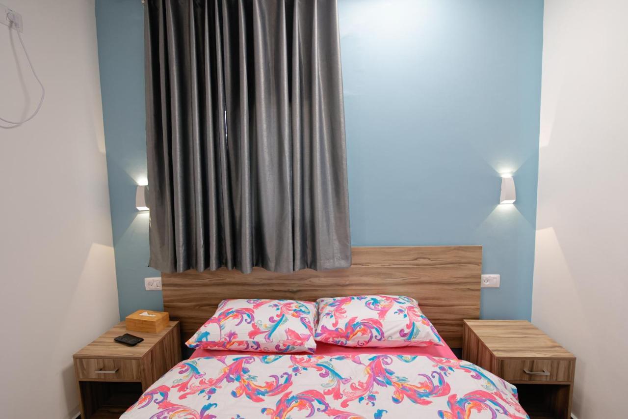 Louis Guesthouse 拿撒勒 外观 照片